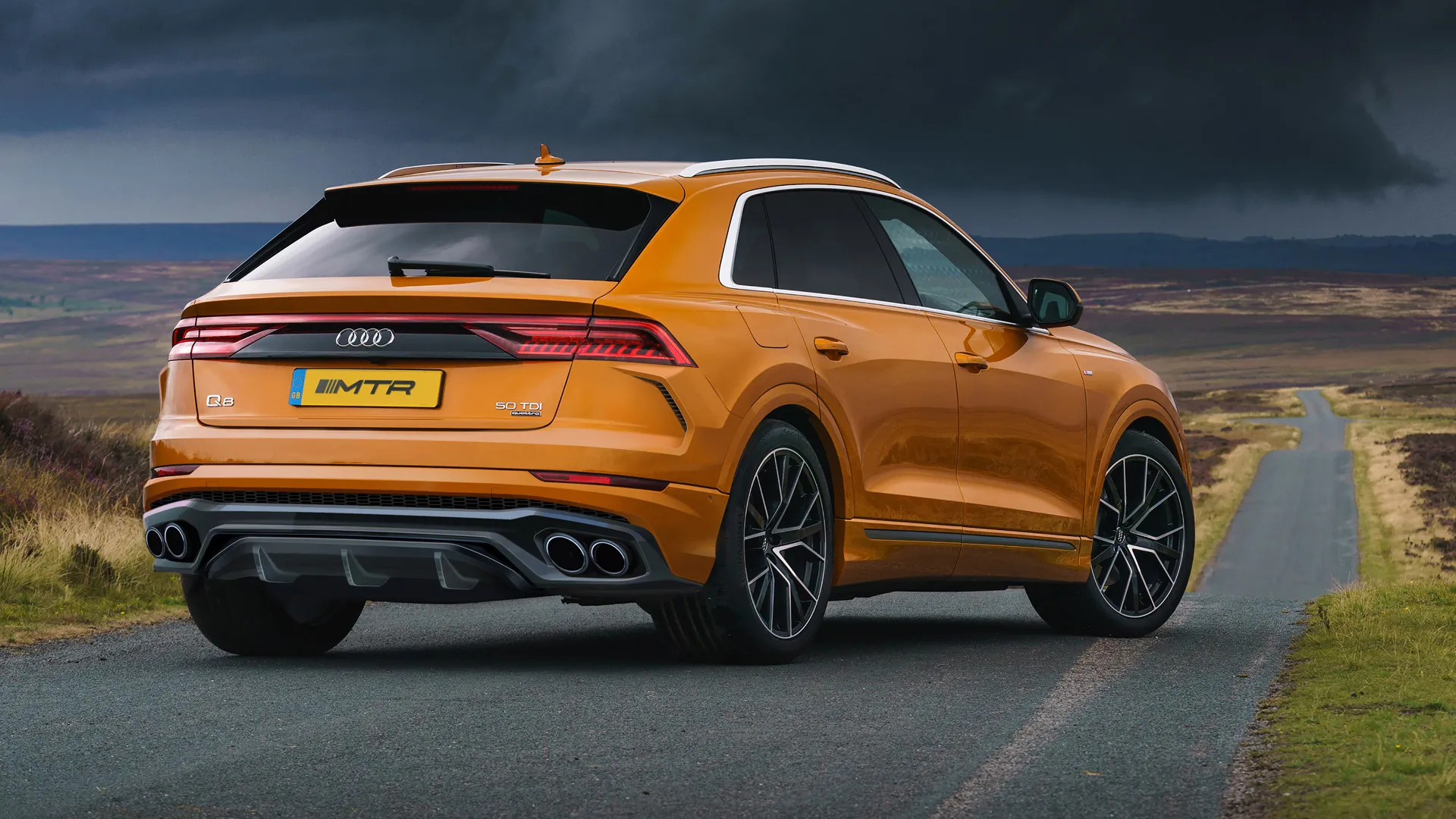 MTR Design Carbon Body Kit for New Audi Q8