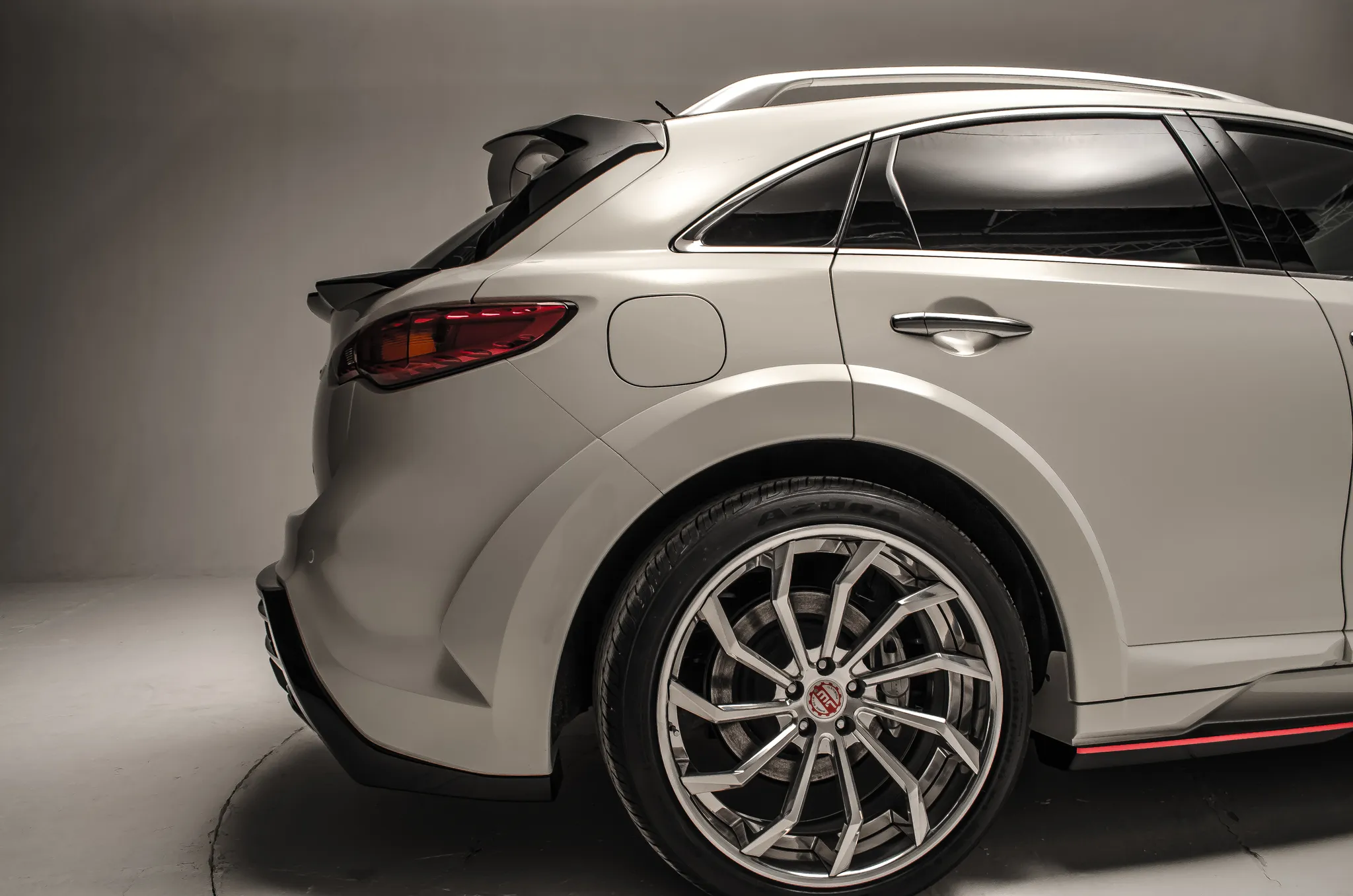 Check price and buy SCL Performance Draco body kit for Infiniti QX70