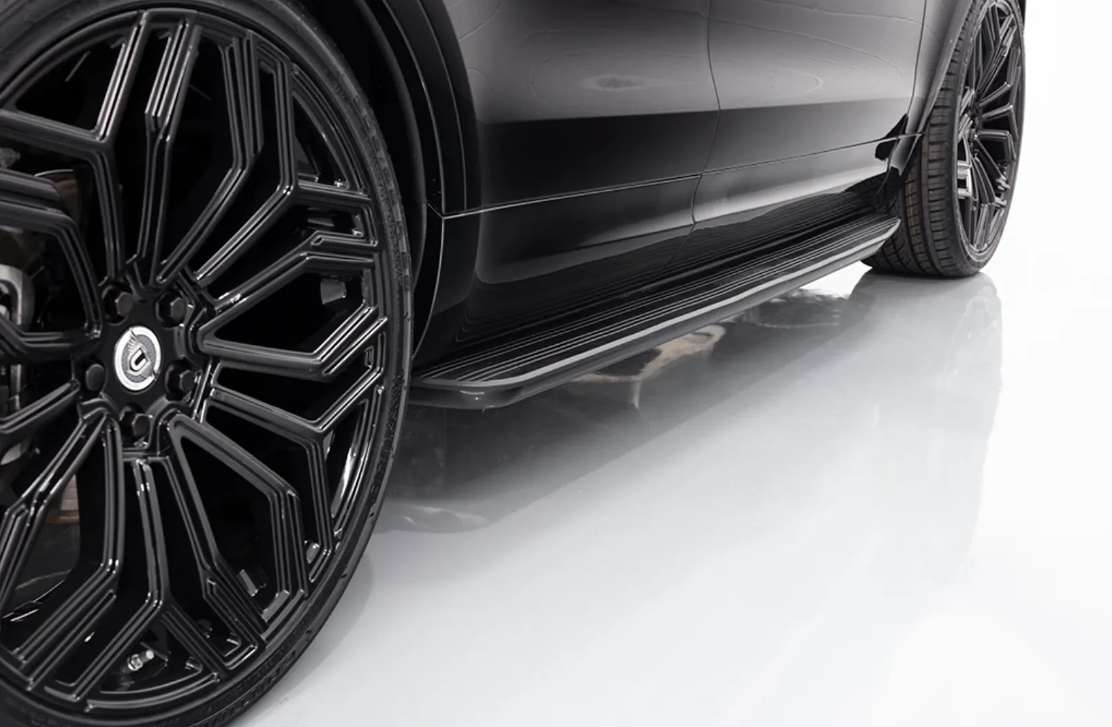 Urban  body kit for Land Rover Discovery 5 Commercial new style