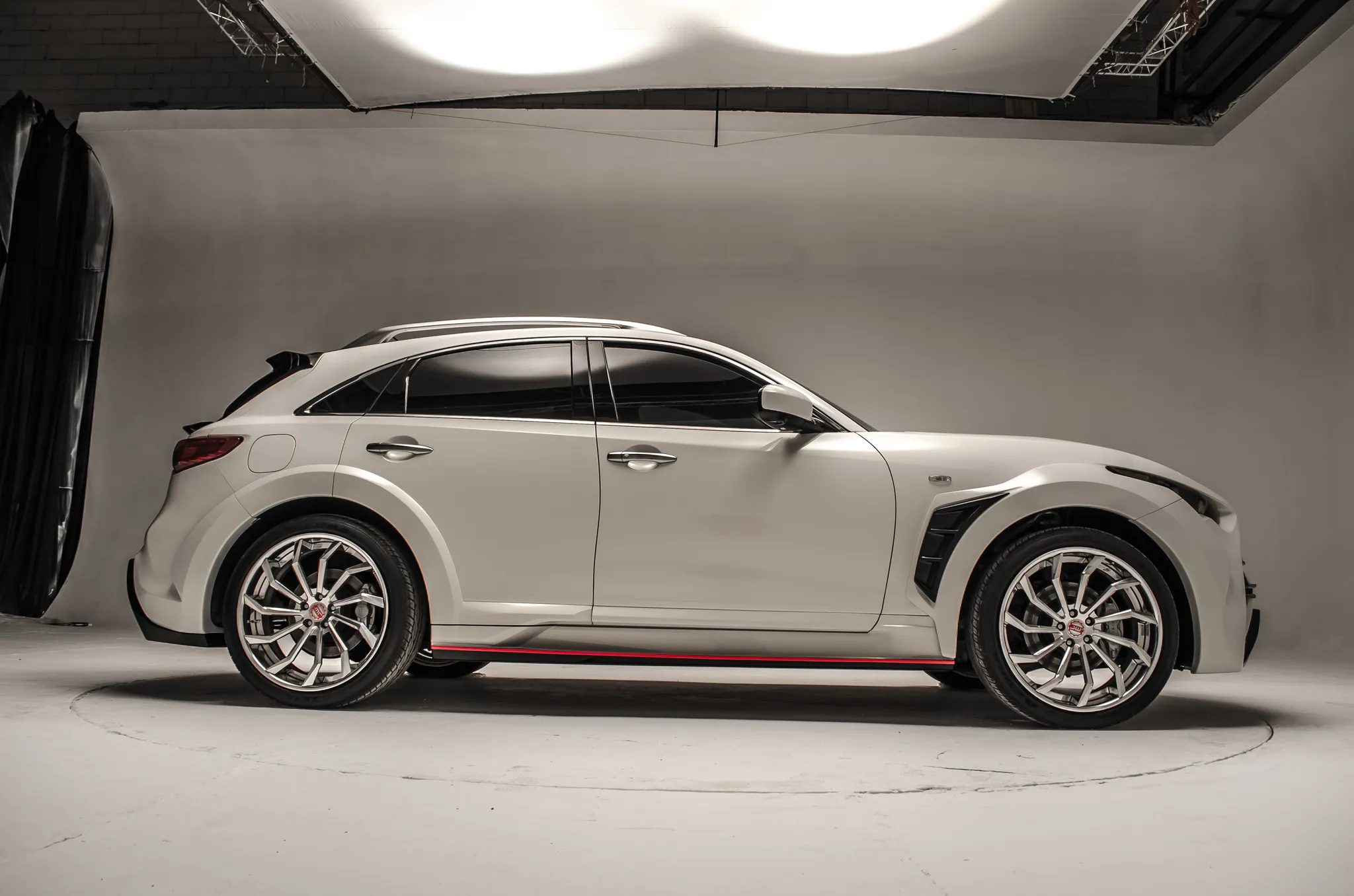 Check price and buy SCL Performance Draco body kit for Infiniti QX70