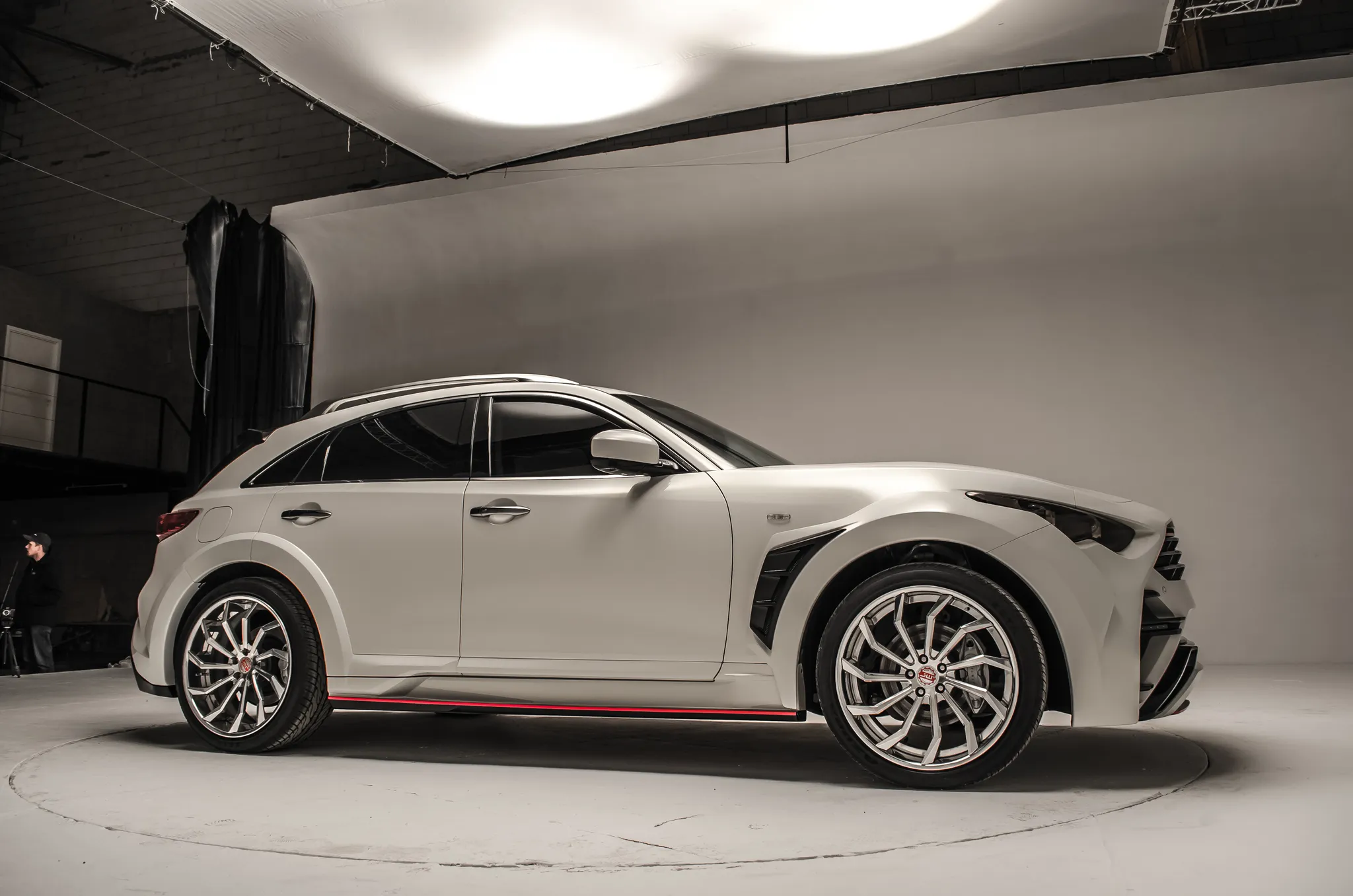 Check price and buy SCL Performance Draco body kit for Infiniti QX70