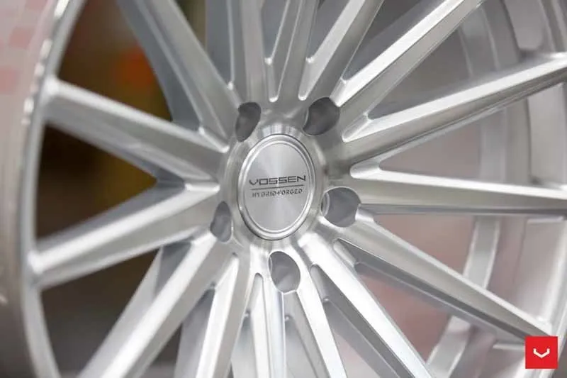 images-products-1-2152-232982632-Vossen-VFS-2-Wheel-Silver-Polished-VF-Series-_-Vossen-Wheels-2018-1004-1047x698.jpg
