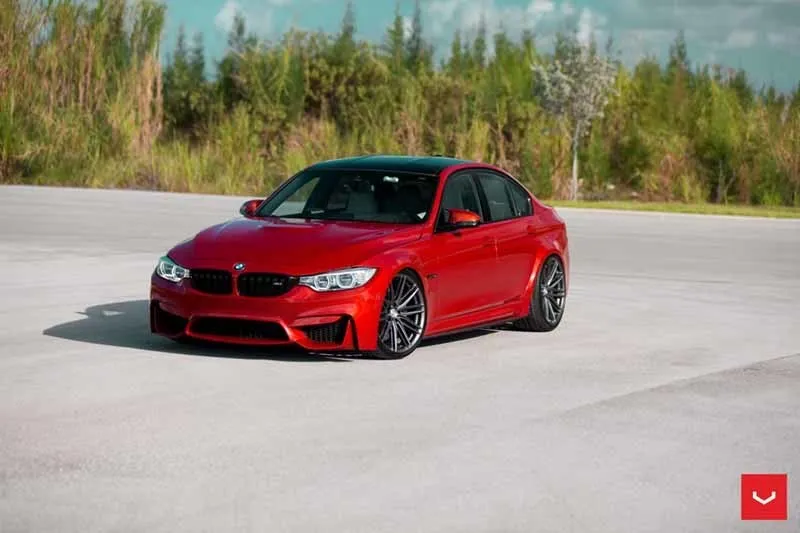 images-products-1-2203-232982683-BMW_3-Series-M3_VFS4_6d7fea92-1047x698.jpg
