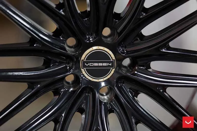 images-products-1-2220-232982700-Vossen-VFS-4-Wheel-C25-Gloss-Black-Hybrid-Forged-Series-_-Vossen-Wheels-2018-1009-1047x698.jpg