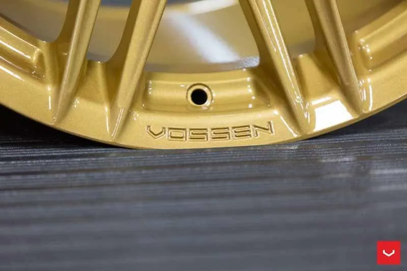 images-products-1-2230-232982710-Vossen-VFS-4-Wheel-C43-Gloss-Gold-Hybrid-Forged-Series-_-Vossen-Wheels-2018-1001-1047x698.jpg