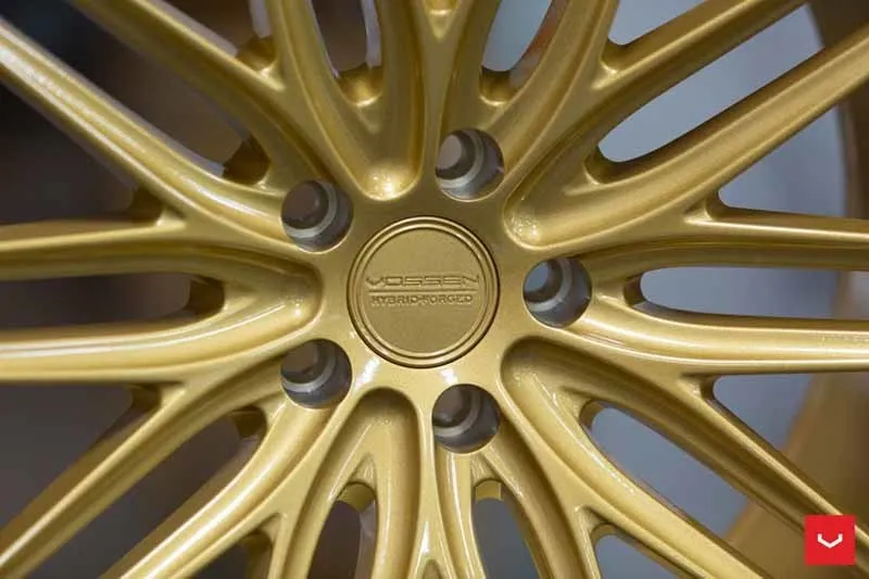 images-products-1-2231-232982711-Vossen-VFS-4-Wheel-C43-Gloss-Gold-Hybrid-Forged-Series-_-Vossen-Wheels-2018-1002-1047x698.jpg