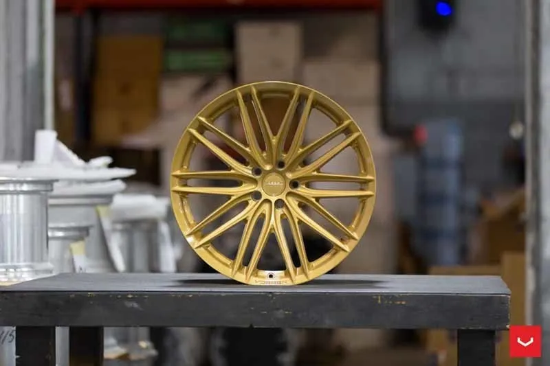 images-products-1-2235-232982715-Vossen-VFS-4-Wheel-C43-Gloss-Gold-Hybrid-Forged-Series-_-Vossen-Wheels-2018-1003-1047x698.jpg