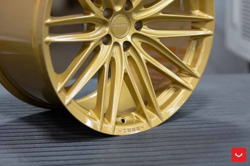 images-products-1-2239-232982719-Vossen-VFS-4-Wheel-C43-Gloss-Gold-Hybrid-Forged-Series-_-Vossen-Wheels-2018-1005-1047x698.jpg