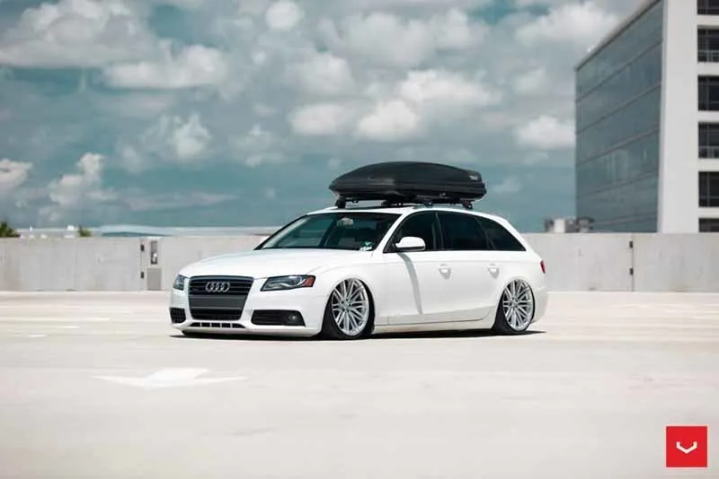 images-products-1-2295-232982775-Audi_A4-S4-RS4_VFS4_a36dd573-1045x698.jpg