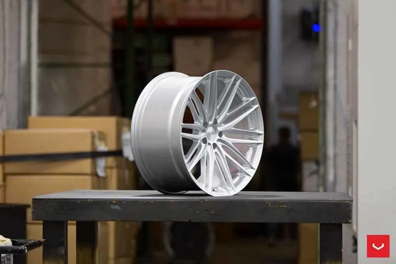 images-products-1-2307-232982787-Vossen-VFS-4-Wheel-Silver-Metallic-VF-Series-_-Vossen-Wheels-2018-1006-1047x698.jpg