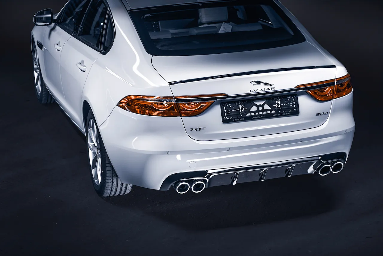 Check price and buy Ronin Design body kit for Jaguar XF