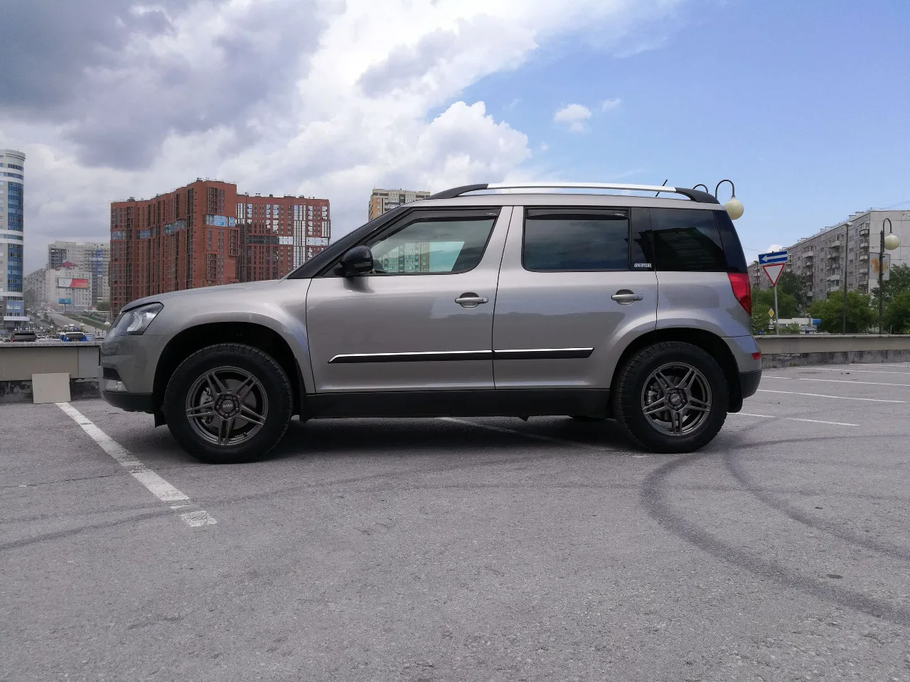 SLIK L-207 FORGED WHEELS