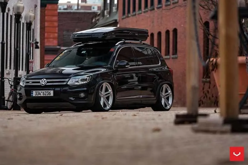 images-products-1-2352-232982832-VW_Tiguan_VFS5_7affd38b-1047x698.jpg