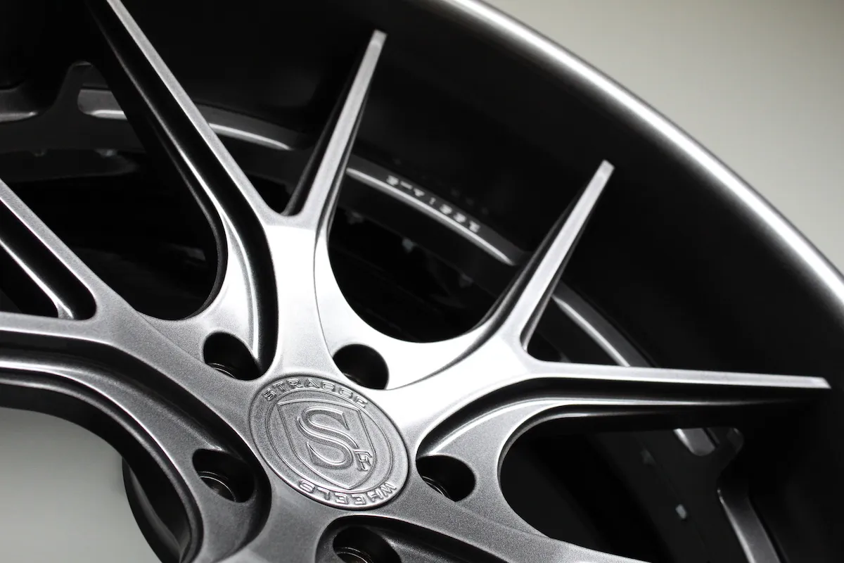 Strasse   SM5R DEEP CONCAVE 3 Piece Forged Wheels