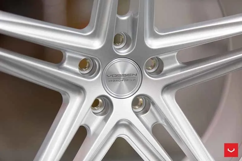 images-products-1-2388-232982868-Vossen-VFS-5-Wheel-Silver-Metallic-VF-Series-_-Vossen-Wheels-2018-1002-1047x698.jpg