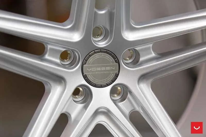 images-products-1-2394-232982874-Vossen-VFS-5-Wheel-Silver-Metallic-VF-Series-_-Vossen-Wheels-2018-1008-1047x698.jpg