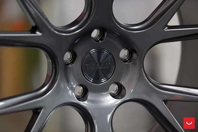 images-products-1-2417-232982897-Vossen-VFS-6-Wheel-Gloss-Grpahite-VF-Series-_-Vossen-Wheels-2018-1002-1047x698.jpg