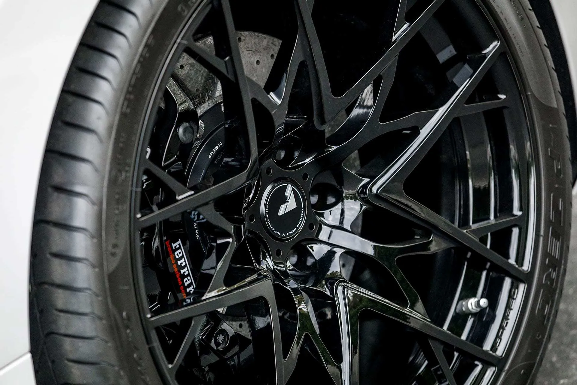 Vorsteiner Nero body kit for Ferrari 488 new model