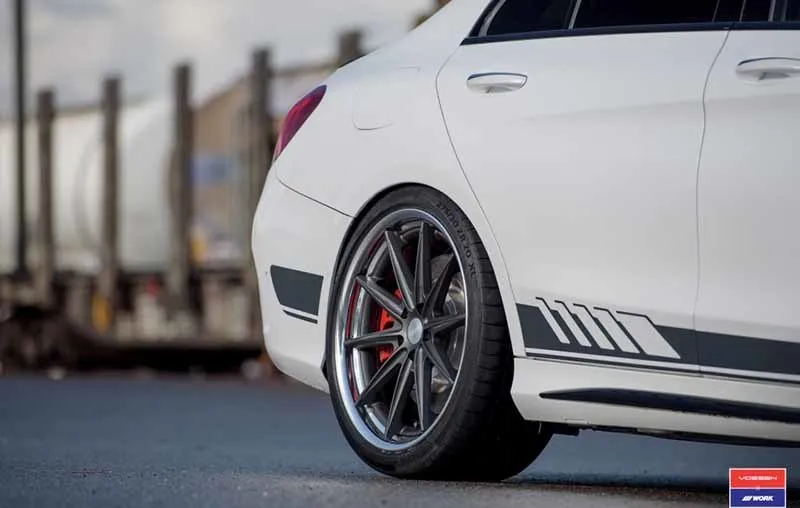 images-products-1-2429-232982909-mercedes-benz_c63_-_vossen_x_work_vws-1_-_matte_gunmetal_center_-_polished_andodized_barrel_-_c_.jpg