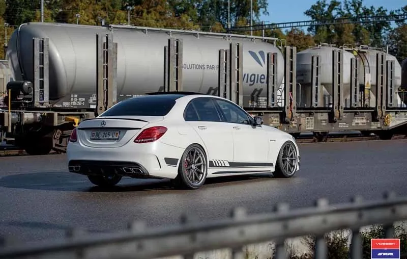 images-products-1-2434-232982914-mercedes-benz_c63_-_vossen_x_work_vws-1_-_matte_gunmetal_center_-_polished_andodized_barrel_-_c_.jpg