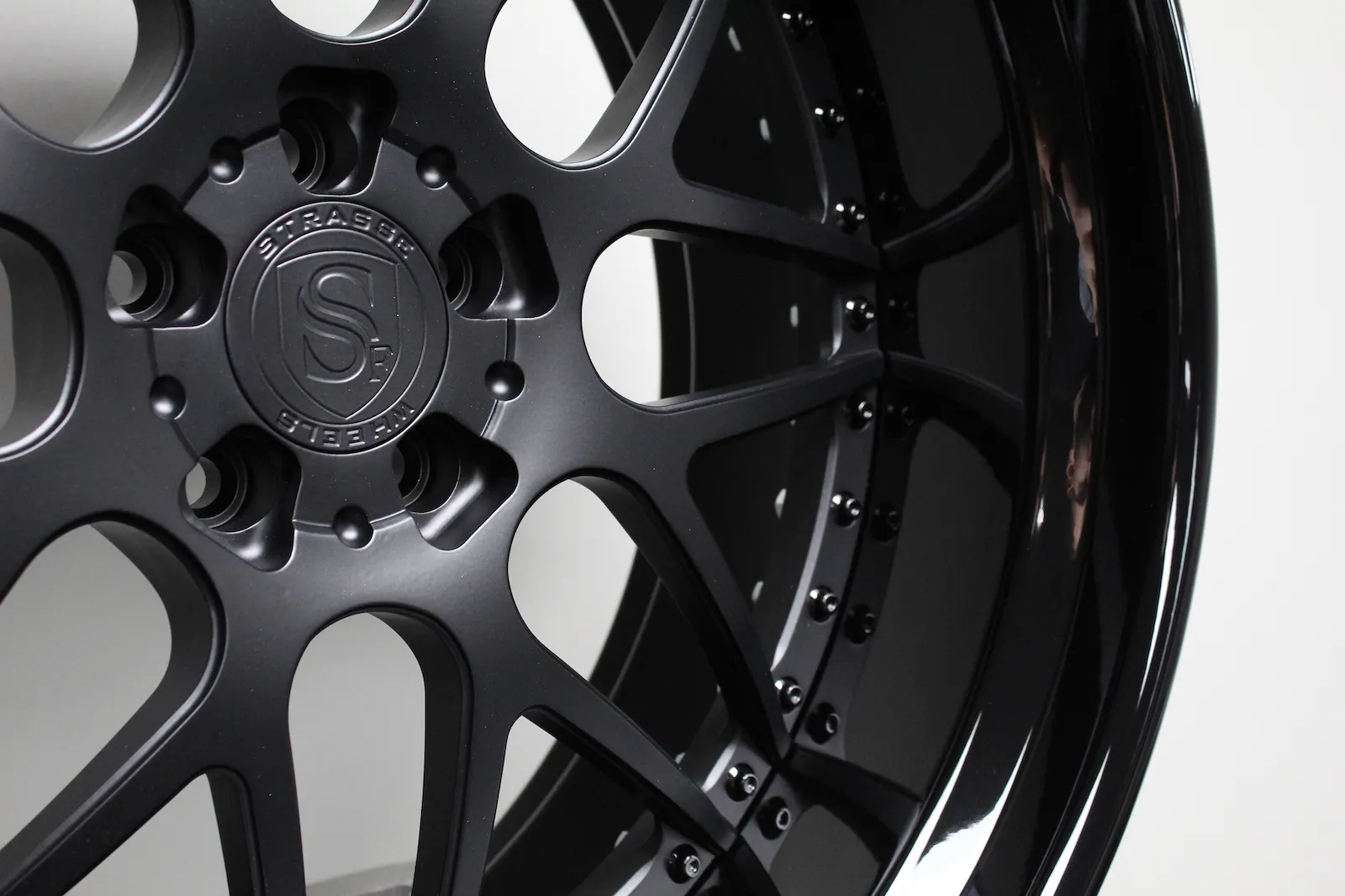 Strasse SV8 PERFORMANCE 3 Piece Forged Wheels