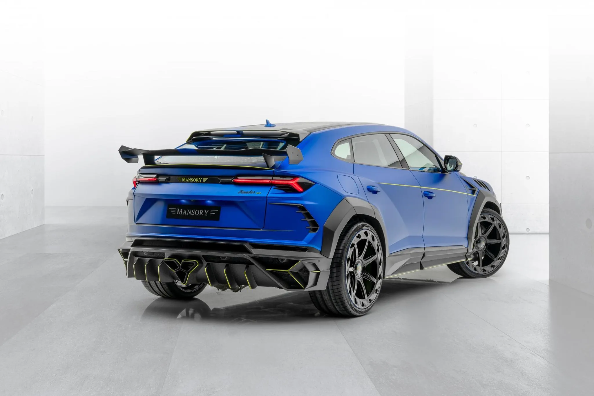 Mansory body kit for Lamborghini  latest model