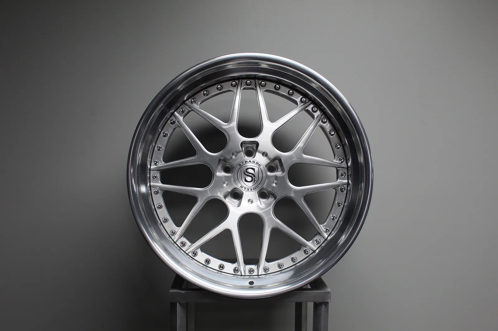 Strasse SV8 PERFORMANCE 3 Piece Forged Wheels