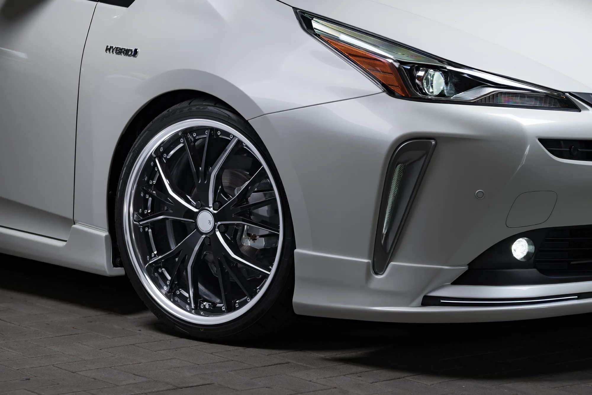 M'z Speed body kit for Toyota Prius latest model