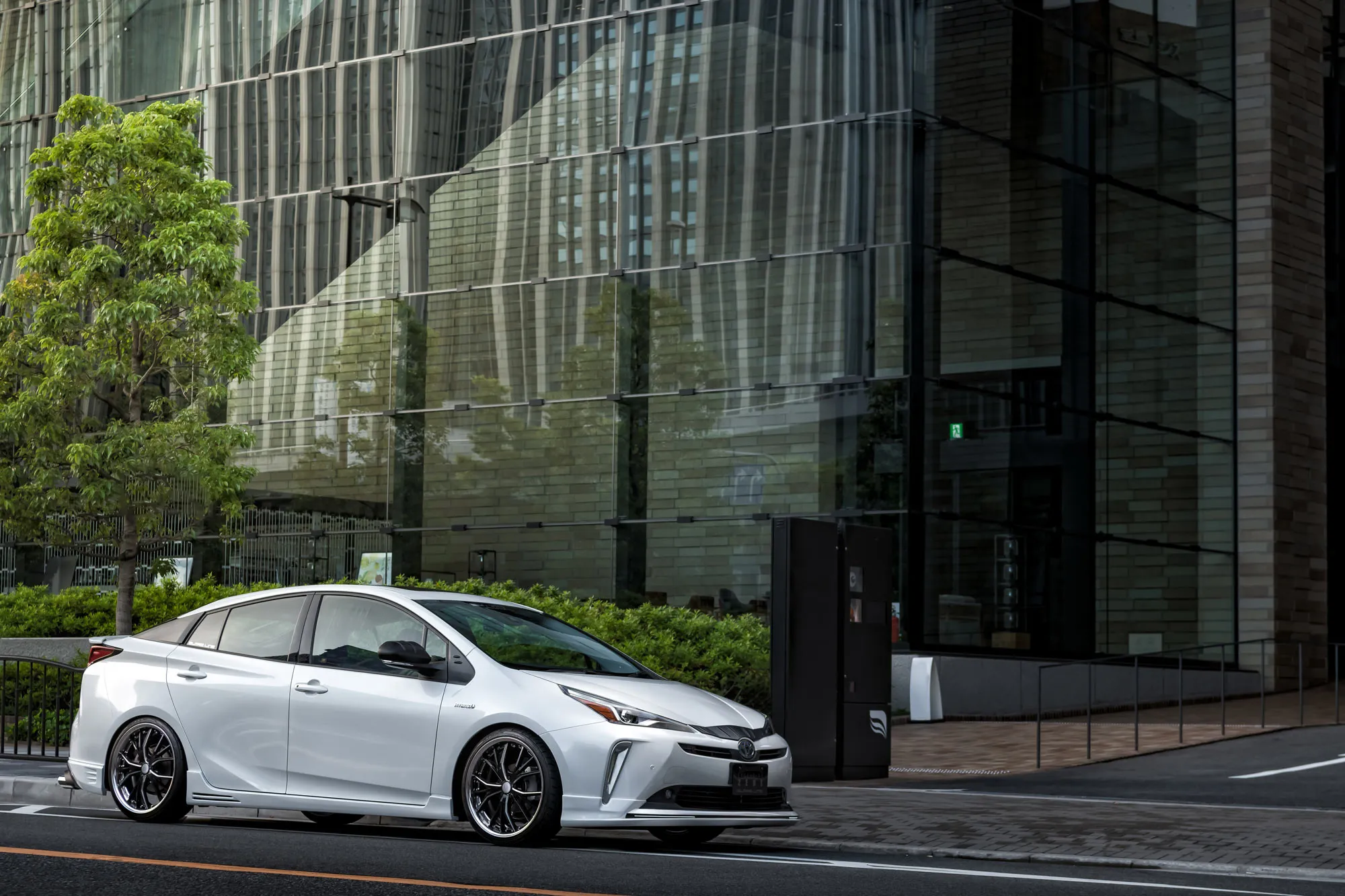 M'z Speed body kit for Toyota Prius new style