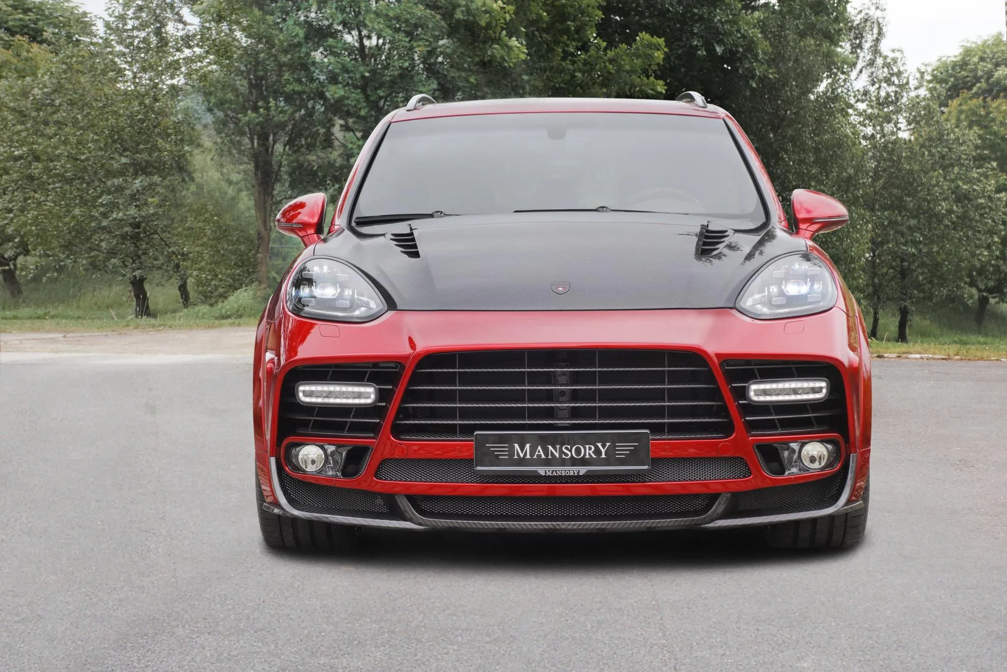 Mansory body kit for Porsche Cayenne new model