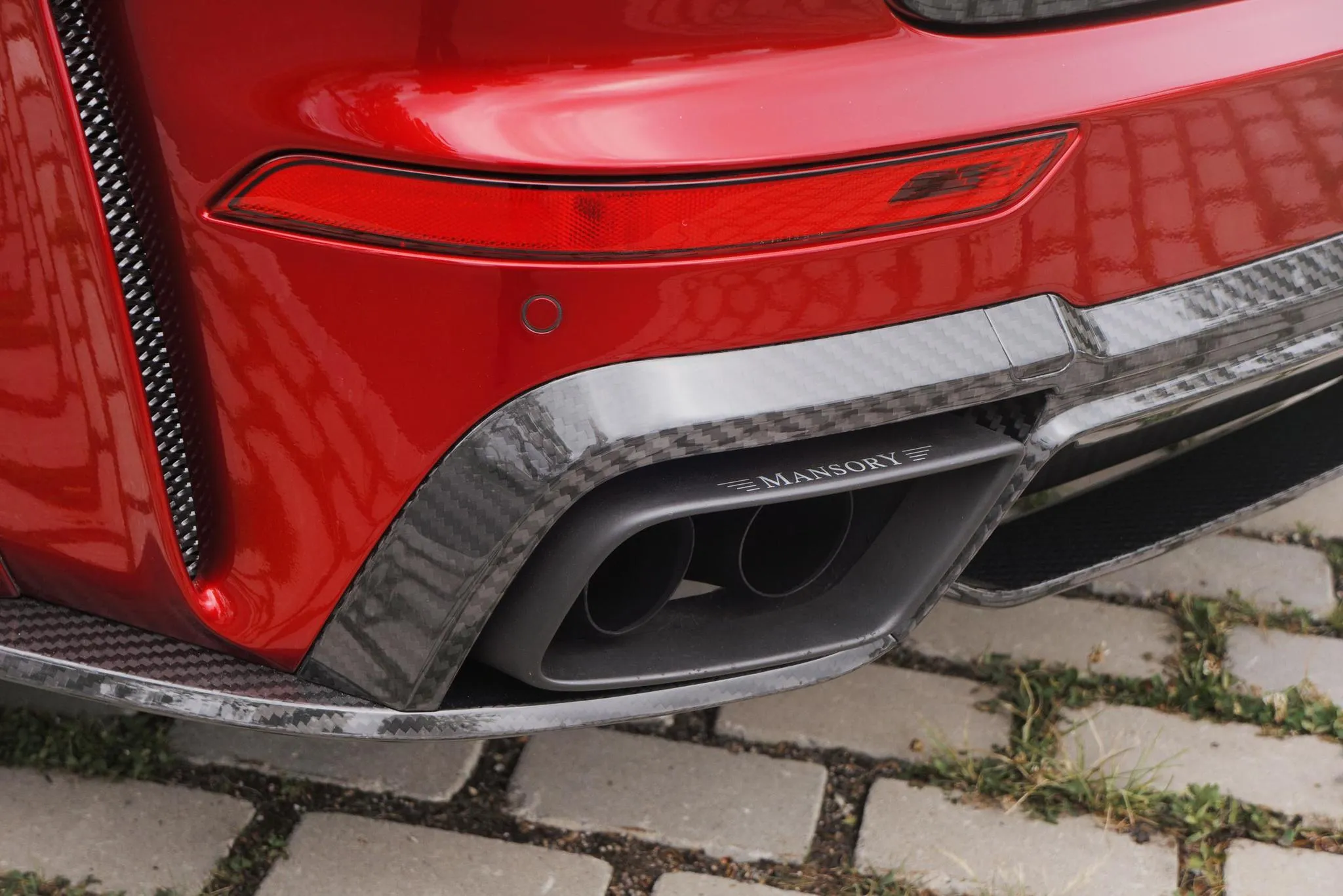 Mansory body kit for Porsche Cayenne carbon
