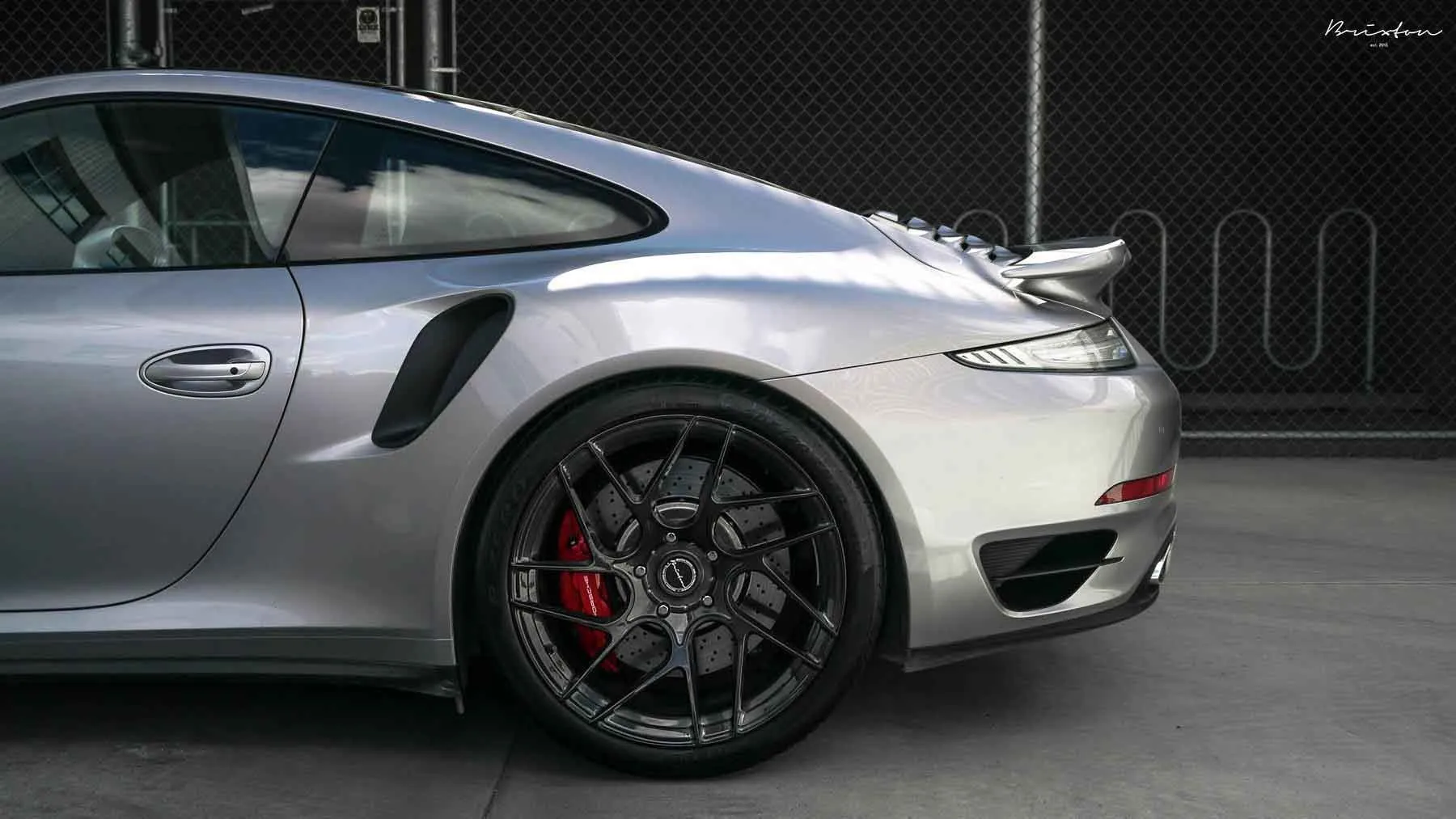 images-products-1-2616-232974904-brixton-forged-silver-porsche-991-turbo-s-brixton-forged-cm7-ultrasport-1-piece-concave-forged-w.jpg