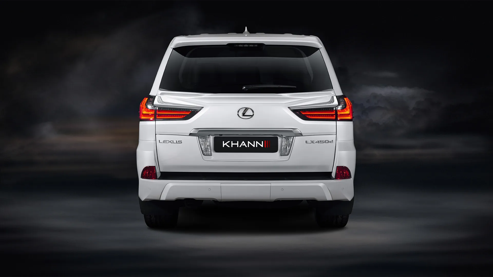 SPOILER ON LEXUS LX   2020