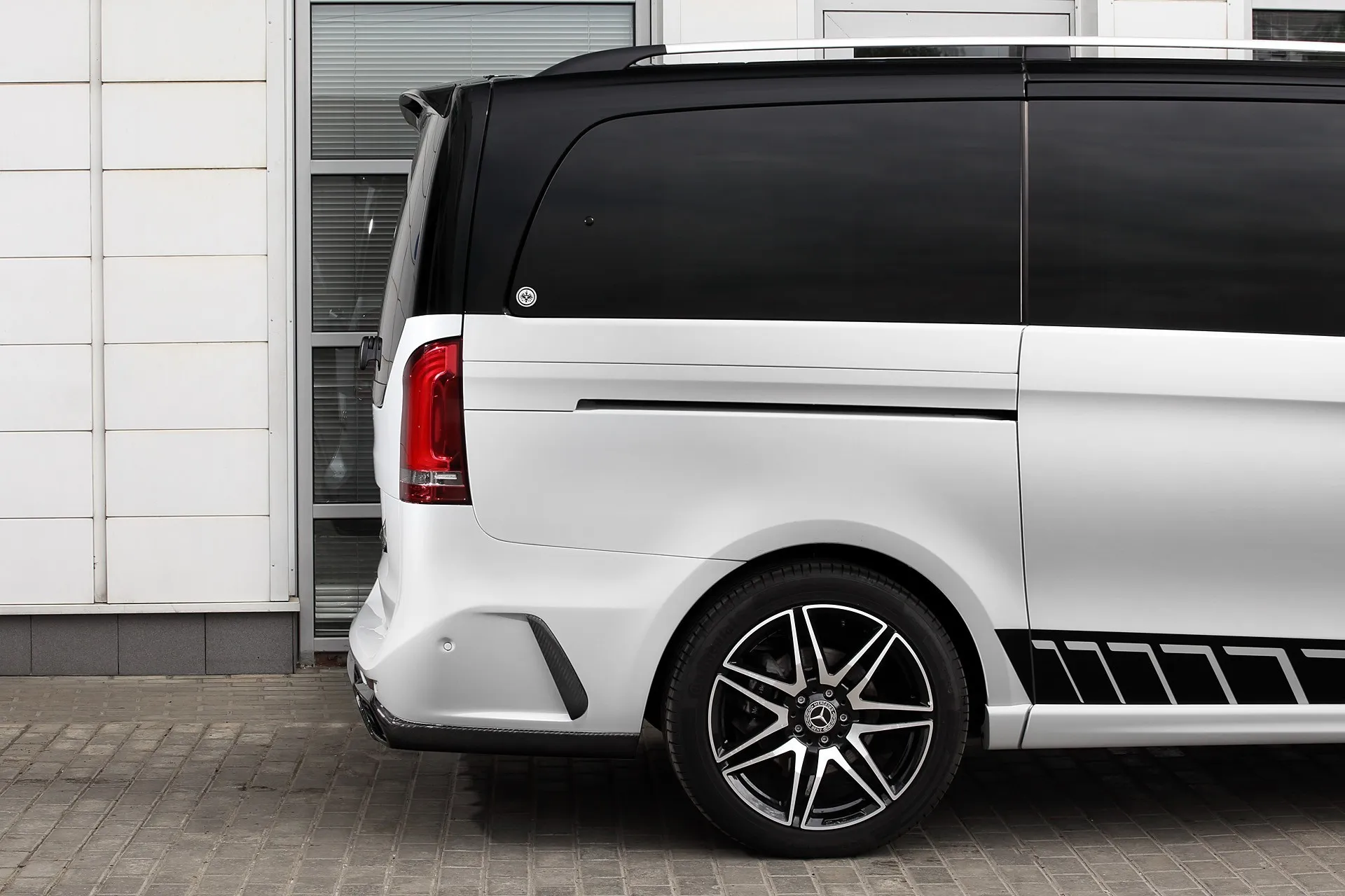 Check our price and buy Topcar Design carbon fiber body kit set for Mercedes V-class