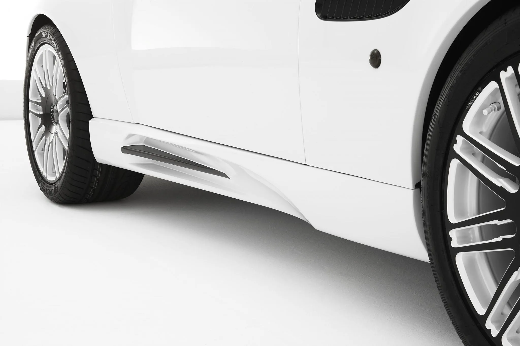 Mansory body kit for Aston Martin Vanquish latest model