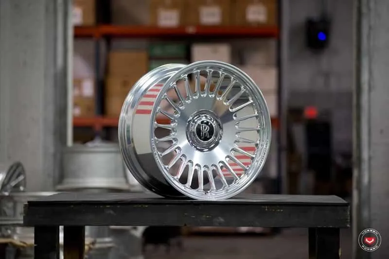 images-products-1-2679-232983159-Vossen-Forged-ML-R1-Wheel-C04-Gloss-Clear-M-R-Series-_-Vossen-Wheels-2018-1009-1047x698.jpg