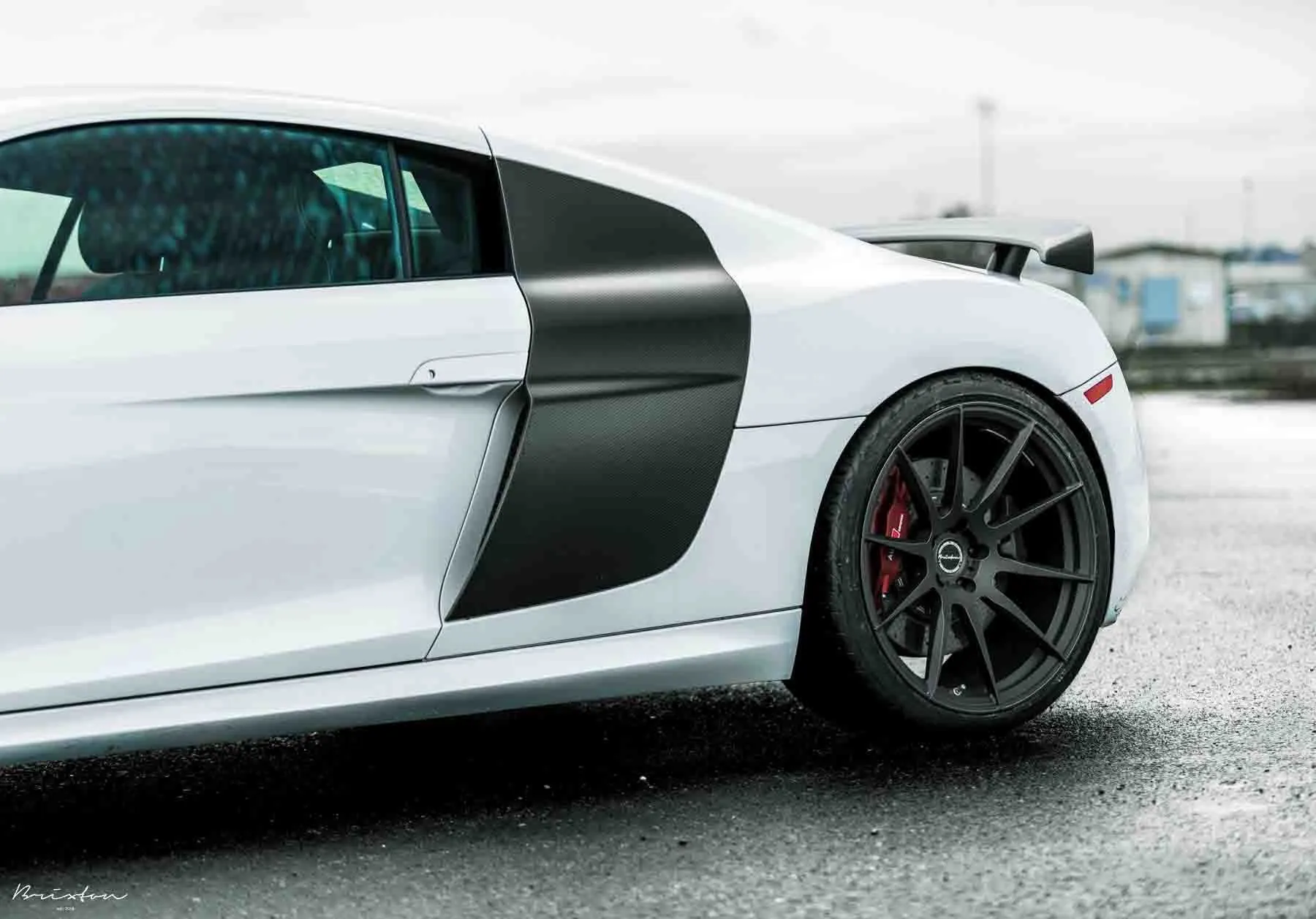 images-products-1-2728-232975016-brixton-forged-suzuka-grey-audi-r8-v10-brixton-forged-r10-ultrasport-smoke-black-1.jpg