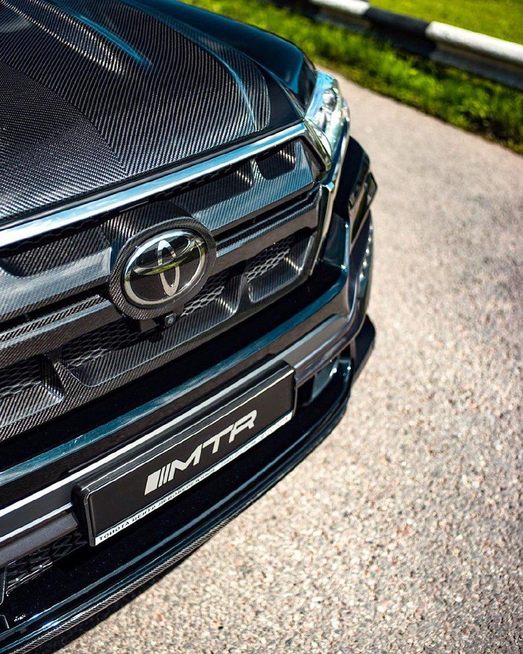 MTR Design Body Kit for Toyota Land Cruiser 200 carbon fiber