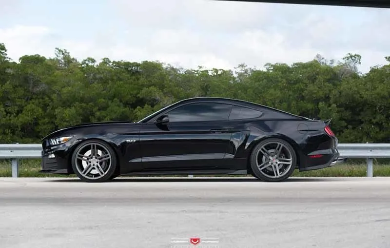 images-products-1-2754-232983234-ford_mustang_vps-302_2eb.jpg