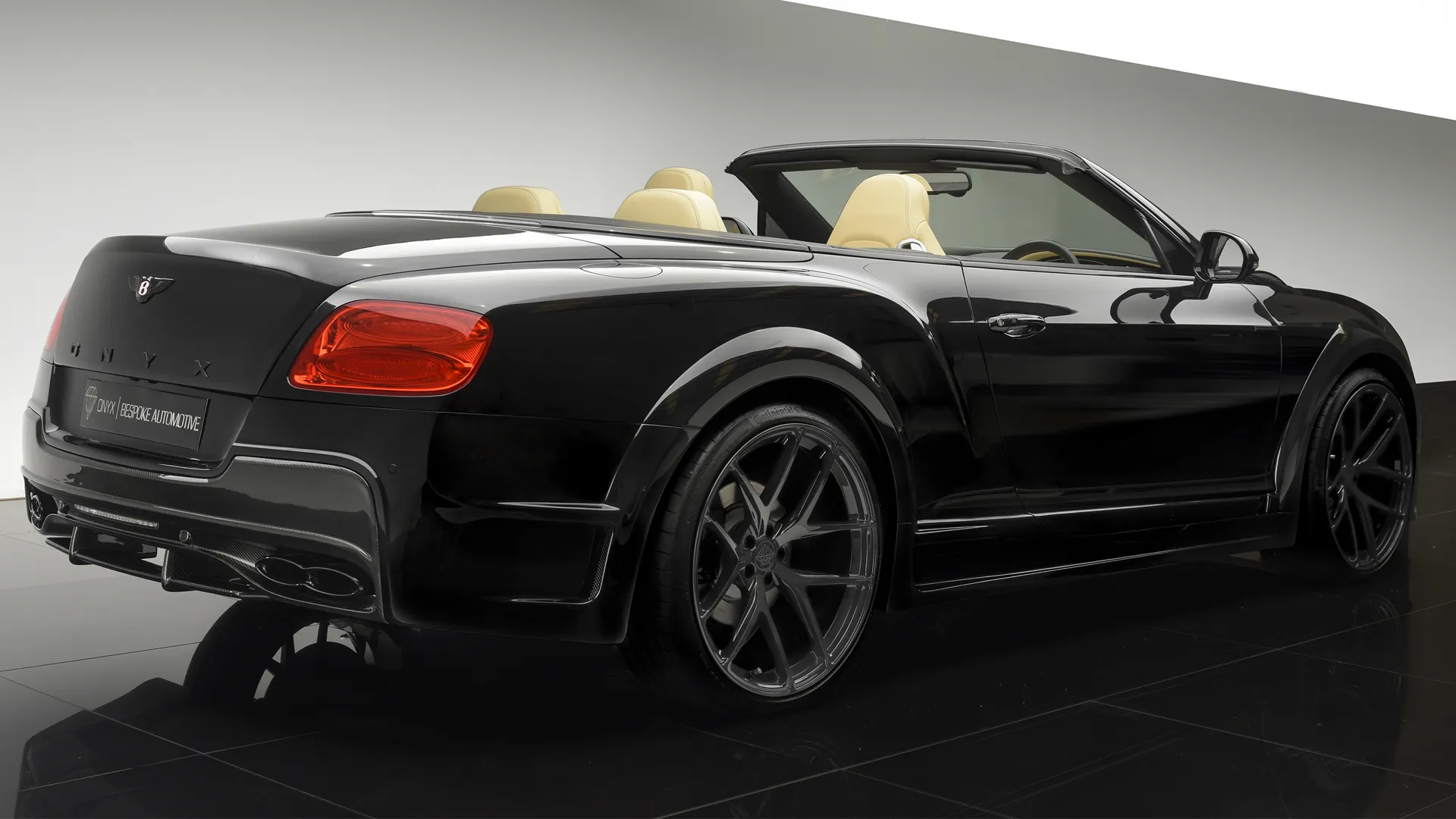 Onyx GTXI body kit for Bentley Continental GT new style