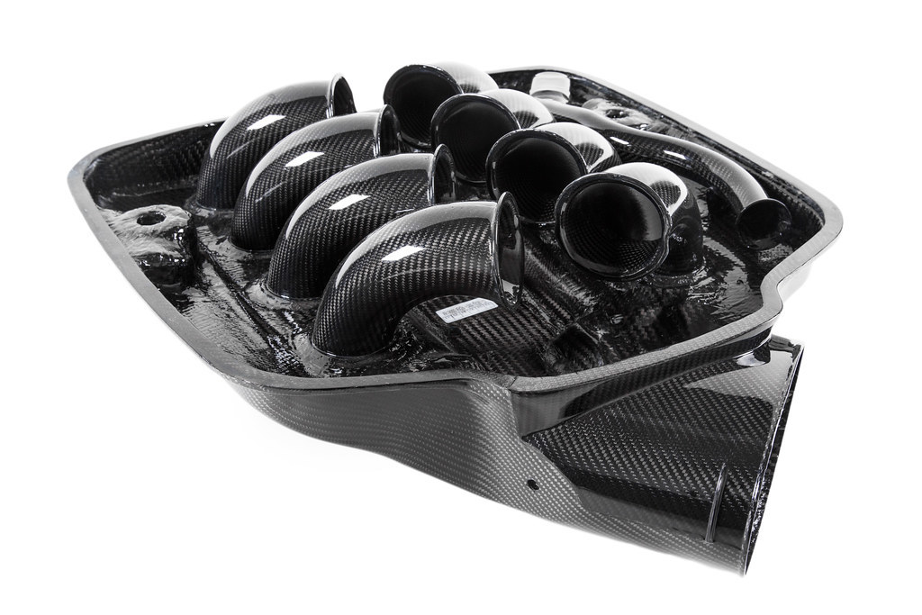 Eventuri Carbon fiber Intake systems for BMW M3 E9X CARBON PLENUM