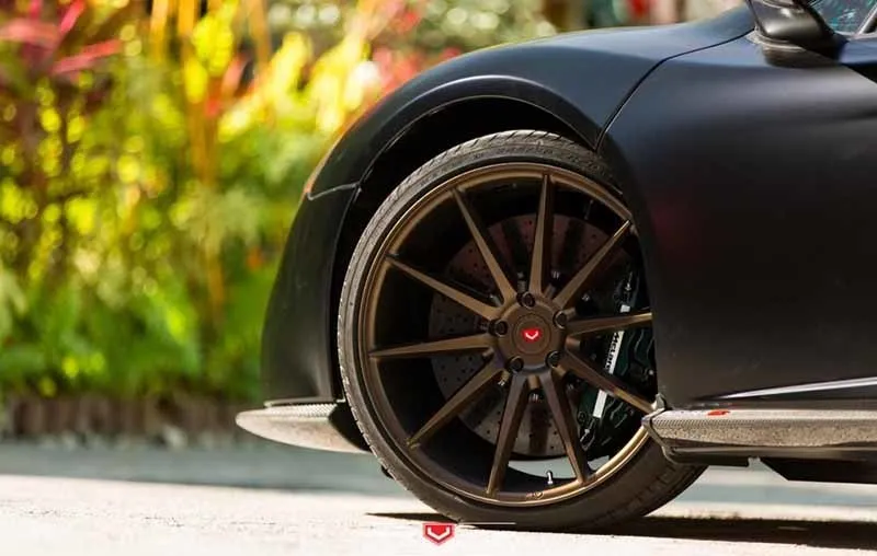 images-products-1-2980-232983460-mclaren_650s_vps-310_763.jpg