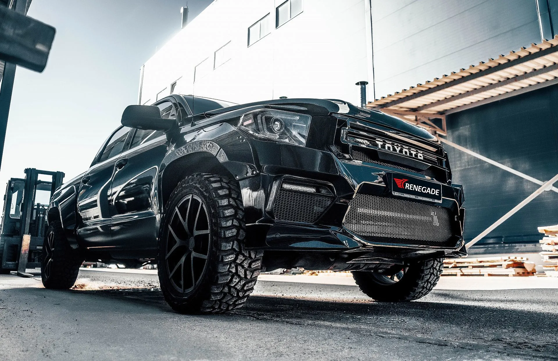 Renegade Design body kit for Toyota Tundra