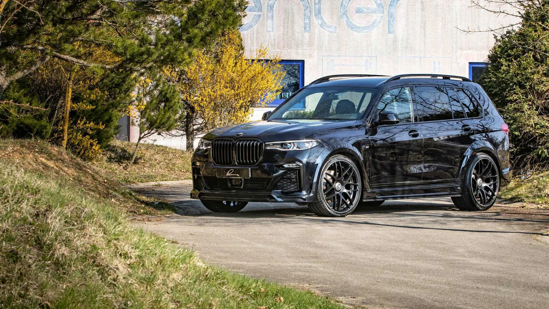 Lumma body kit for BMW X7 new style