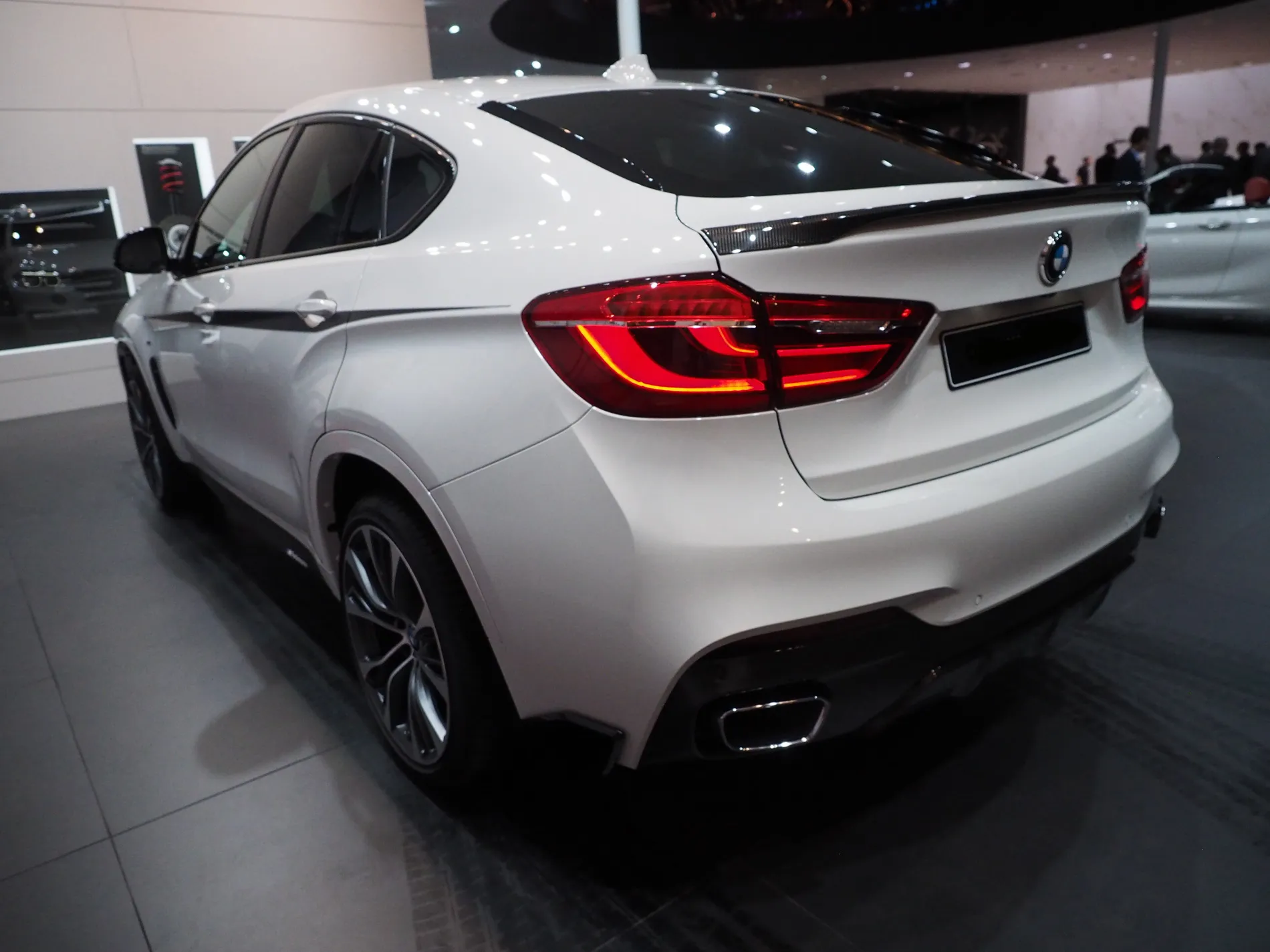 Hodoor Performance Carbon fiber spoiler boot lid for BMW X6 F16