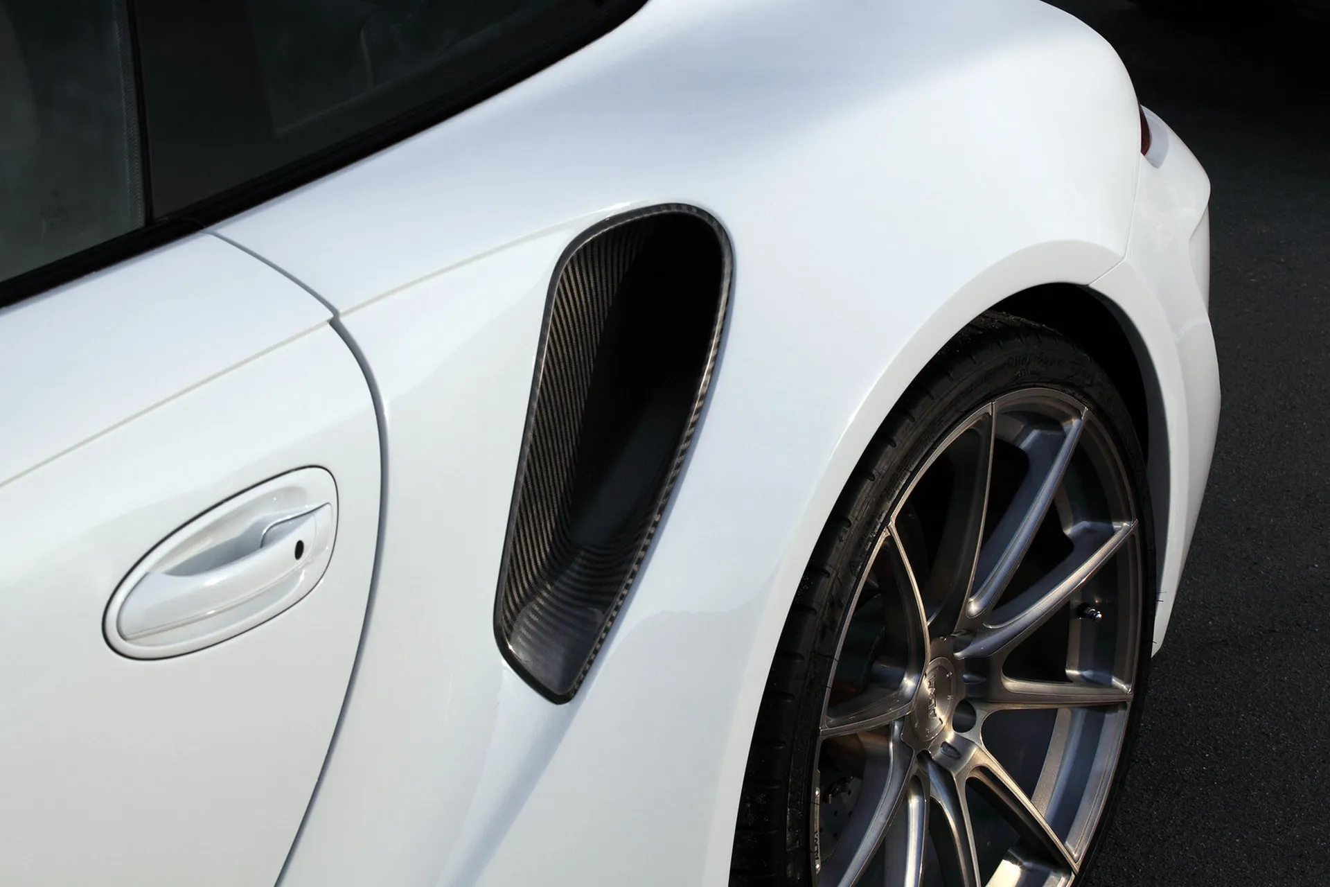 Check our price and buy Topcar Design body kit for Porsche 911 991 Stinger GTR