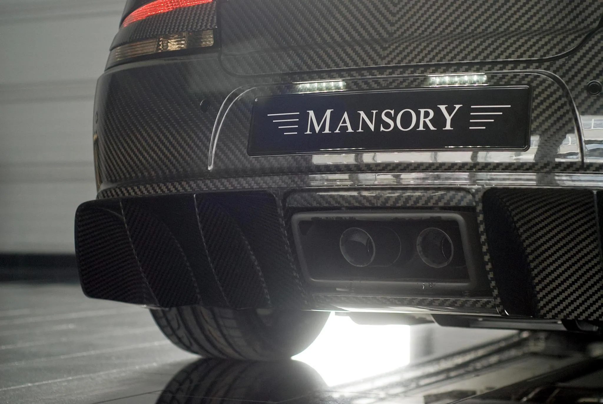 Mansory body kit for Aston Martin DBS/DB9 new style