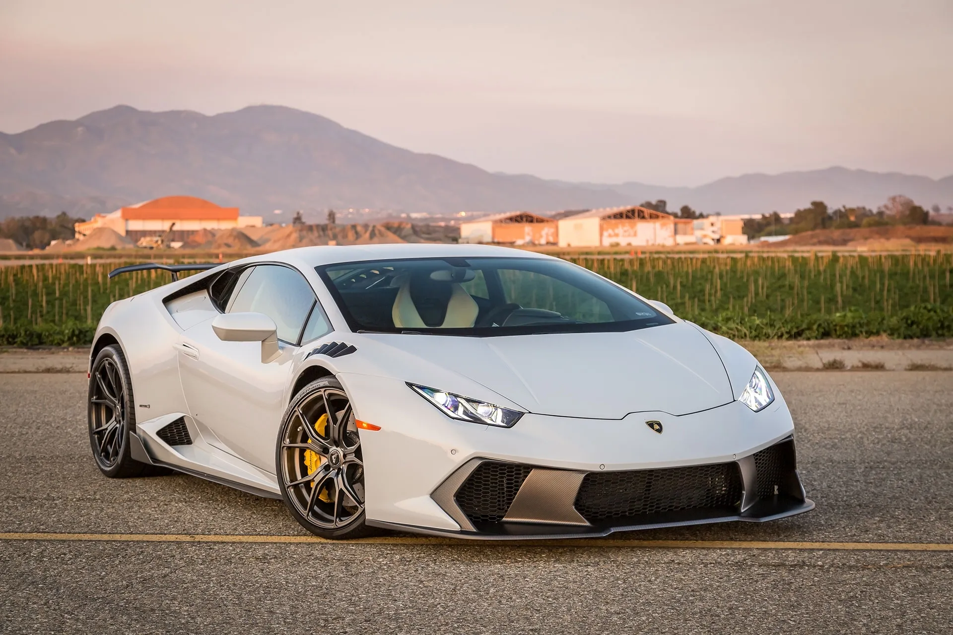 Vorsteiner Nero body kit for Lamborghini Huracan Novara