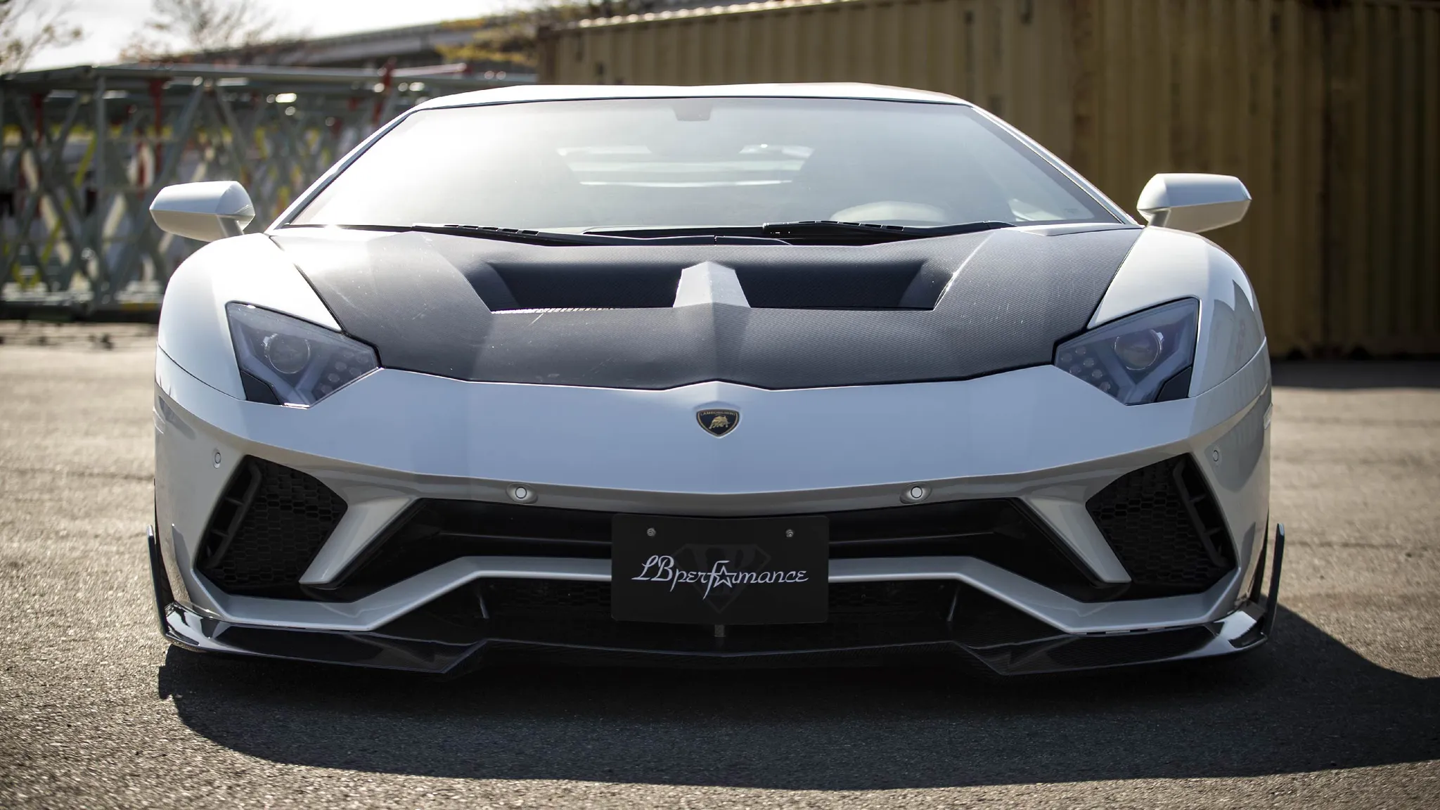 Liberty Walk body kit for Lamborghini Aventador S new model