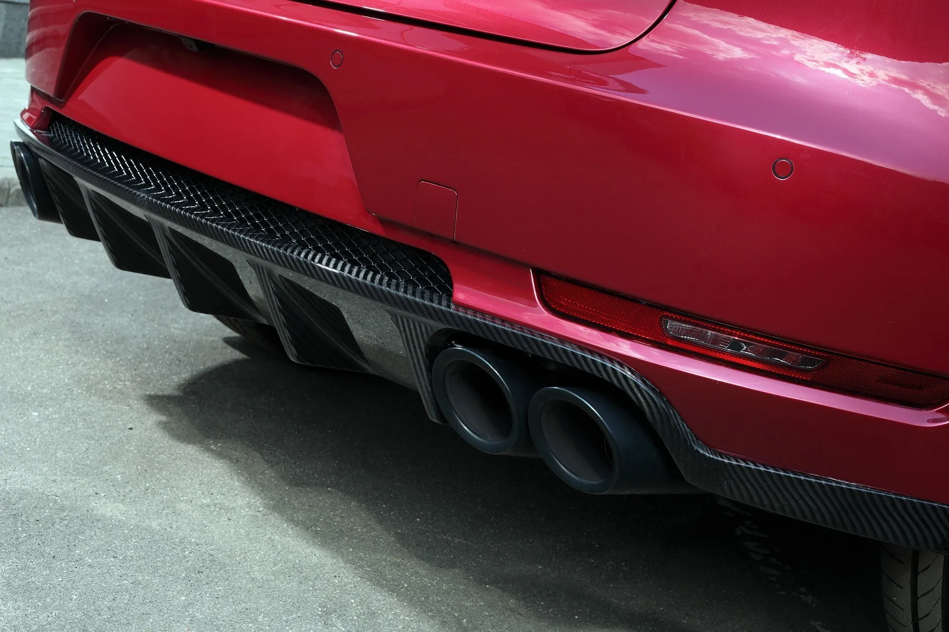Check our price and buy Topcar Design body kit for Porsche Macan Ursa